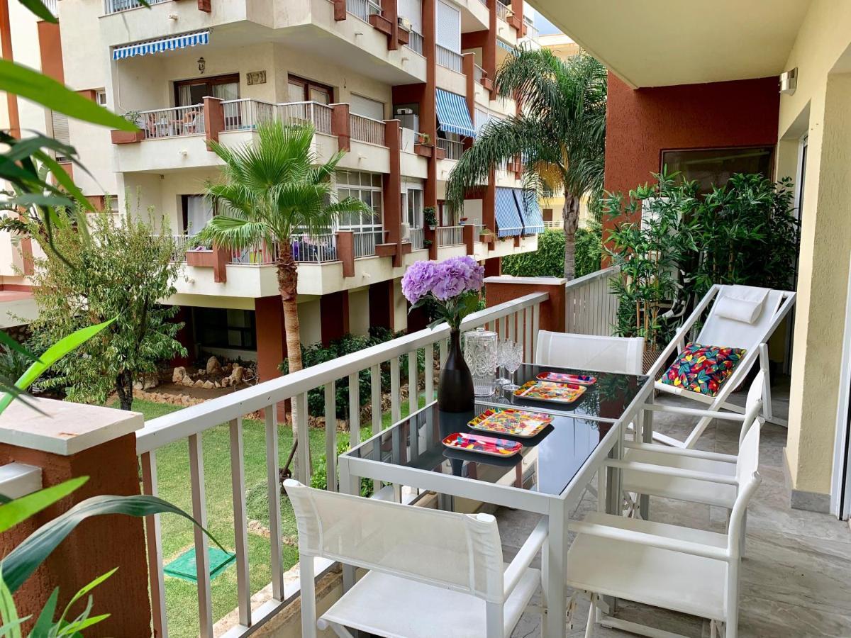 Neptuno Beachfront Lejlighed Marbella