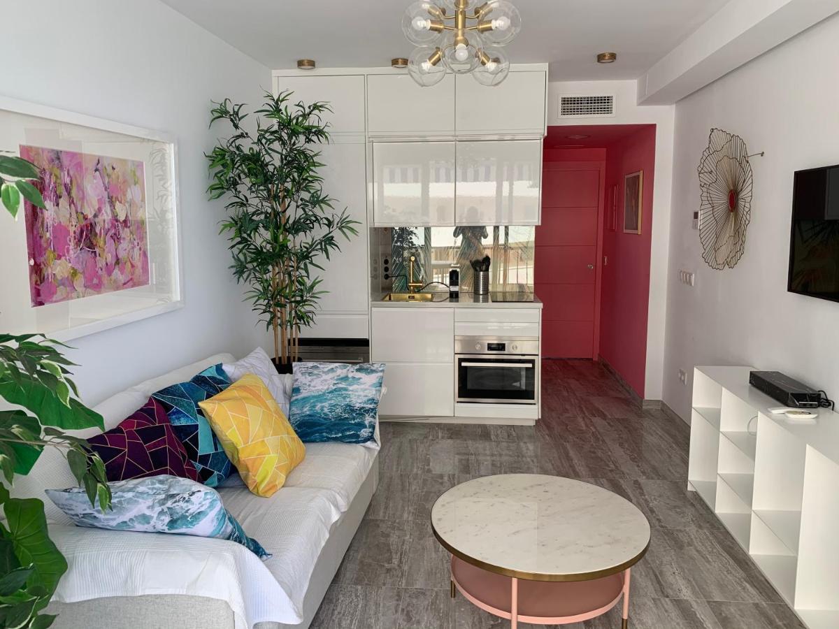 Apartment Neptuno Beachfront Marbella
